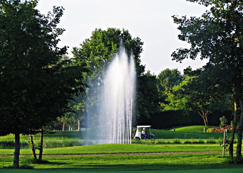Pond maintenance on golf courses - find out more from Genesis Biosciences